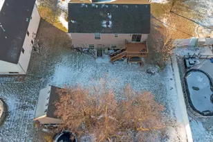 822 Seminole Dr, Lowell, IN 46356 - Photo 4