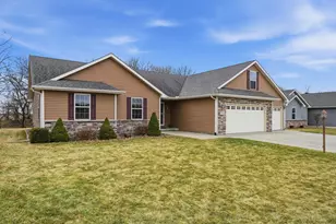 1926 Daisy St SE, Demotte, IN 46310 - Photo 34