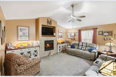 1926 Daisy Street SE, Demotte, IN 46310 - Photo 20