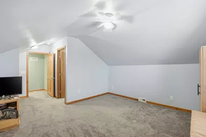 1926 Daisy Street SE, Demotte, IN 46310 - Photo 10