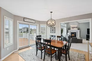 817 Mary Ellen Dr, Crown Point, IN 46307 - Photo 10