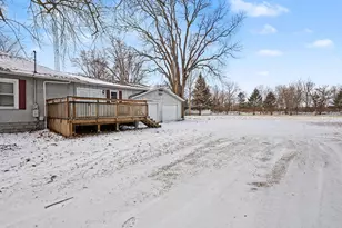 18 Genesse St, LaCrosse, IN 46348 - Photo 6