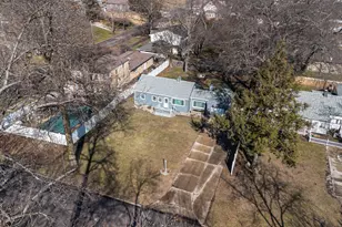 206 Avalon Ct, Michigan City, IN 46360 - Photo 6