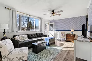 206 Avalon Ct, Michigan City, IN 46360 - Photo 4