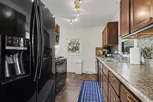 206 Avalon Ct, Michigan City, IN 46360 - Photo 8