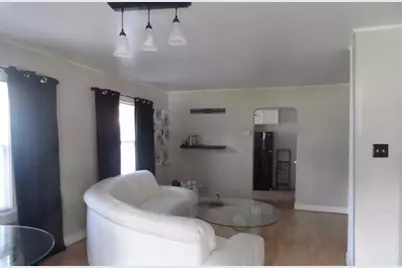 6808 Carolina Avenue, Hammond, IN 46323 - Photo 4