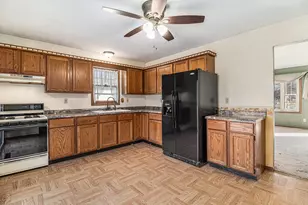 601 Aspen St, Hebron, IN 46341 - Photo 12