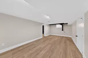 423 N Cline Ave, Griffith, IN 46319 - Photo 18