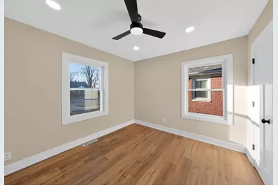 423 N Cline Avenue, Griffith, IN 46319 - Photo 12