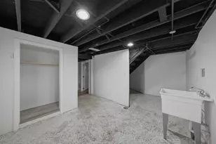 423 N Cline Ave, Griffith, IN 46319 - Photo 22