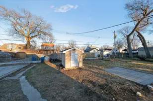 423 N Cline Ave, Griffith, IN 46319 - Photo 30