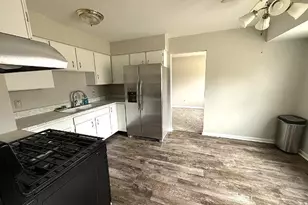 1645 Tulip Ln, Munster, IN 46321 - Photo 6