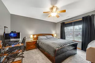 215 Talon Dr, Valparaiso, IN 46385 - Photo 18