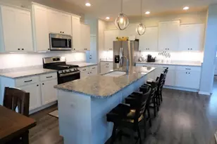 636 E 119th Pl, Crown Point, IN 46307 - Photo 6