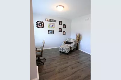 636 E 119th Place, Crown Point, IN 46307 - Photo 2