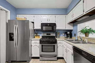 2023 Hawthorne Lane, Chesterton, IN 46304 - Photo 14