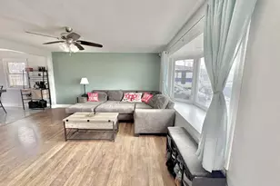 3303 W 79th Ave, Merrillville, IN 46410 - Photo 6