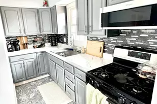 3303 W 79th Ave, Merrillville, IN 46410 - Photo 2