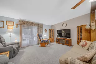 8571 S 800 W, Wanatah, IN 46390 - Photo 12