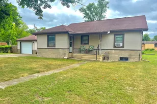 533 Grayton Rd, Kingsford Heights, IN 46346 - Photo 2