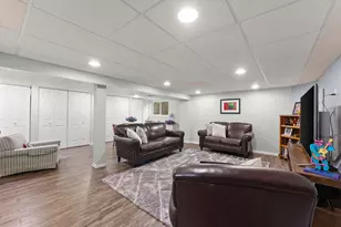 3705 Hemlock Dr, Valparaiso, IN 46383 - Photo 14