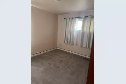 814 W Woodside Drive, Griffith, IN 46319 - Photo 12