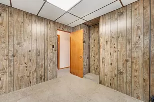 814 W Woodside Dr, Griffith, IN 46319 - Photo 12