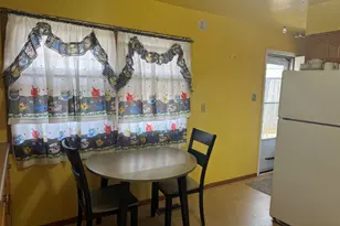 814 W Woodside Dr, Griffith, IN 46319 - Photo 8