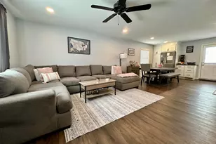 2726 Ohio St, Michigan City, IN 46360 - Photo 2