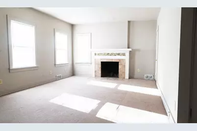 200 W 36th Place, Gary, IN 46408 - Photo 4