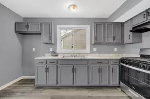 1116 W 59th Pl, Merrillville, IN 46410 - Photo 4