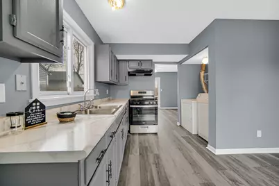 1116 W 59th Place, Merrillville, IN 46410 - Photo 6