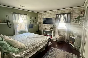 270 Woodlawn Ave, Chesterton, IN 46304 - Photo 10