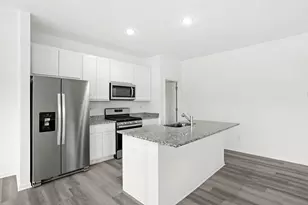 7076 Johnson St, Merrillville, IN 46410 - Photo 4