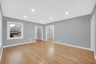 541 Taft Pl, Gary, IN 46404 - Photo 4