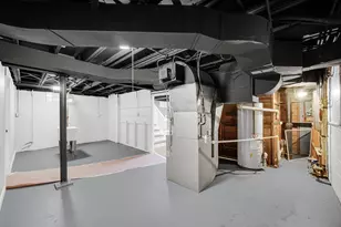 541 Taft Pl, Gary, IN 46404 - Photo 16