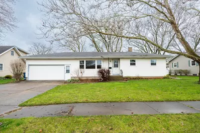 401 Michele Avenue, Crown Point, IN 46307 - Photo 1