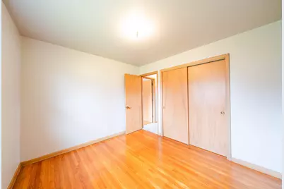 401 Michele Avenue, Crown Point, IN 46307 - Photo 8