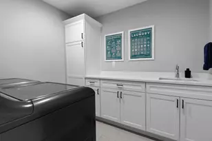 1922 Louis Dr, Crown Point, IN 46307 - Photo 34