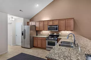 2340 Allison Cir, Valparaiso, IN 46383 - Photo 12