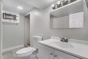 6622 Parrish Ave, Hammond, IN 46323 - Photo 16