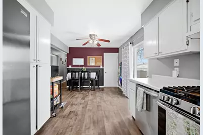 520 211th Street, Dyer, IN 46311 - Photo 4