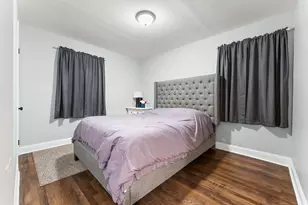 324 Maple St, Crown Point, IN 46307 - Photo 6