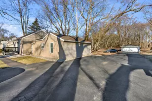 1735 S Fairbanks St, Griffith, IN 46319 - Photo 36