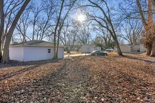 1735 S Fairbanks St, Griffith, IN 46319 - Photo 38