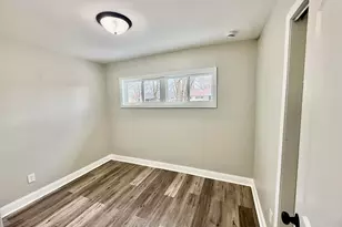 2517 E 22nd Pl, Gary, IN 46407 - Photo 8