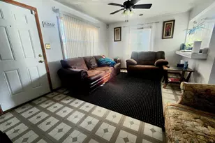 2152 Marshall Pl, Gary, IN 46404 - Photo 4