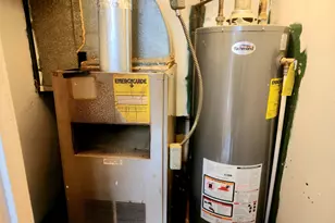 2152 Marshall Pl, Gary, IN 46404 - Photo 10