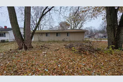 2031 S Daly Avenue, Muncie, IN 47302 - Photo 10