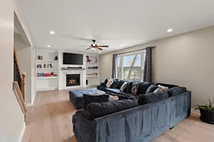 2062 Nolan Ave, Crown Point, IN 46307 - Photo 6